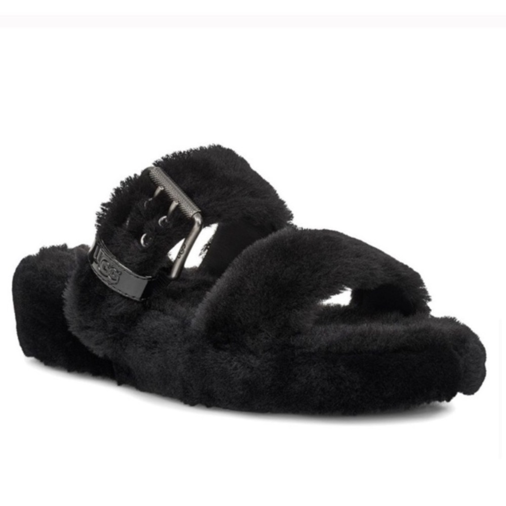 Ugg fuzz yeah fur sandals sz 8